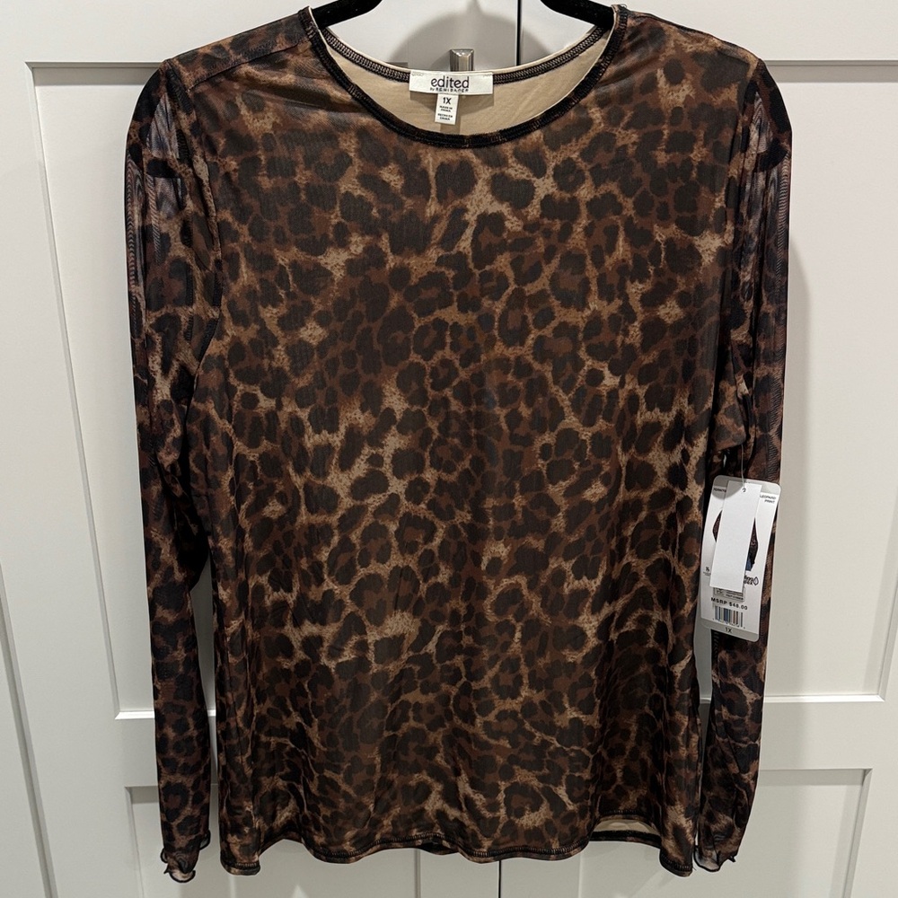NWT Edited 1X brand leopard print top. 🐆